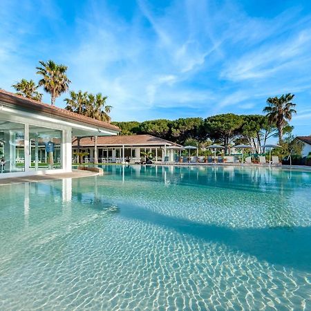Paestum Inn Beach Resort Exterior photo